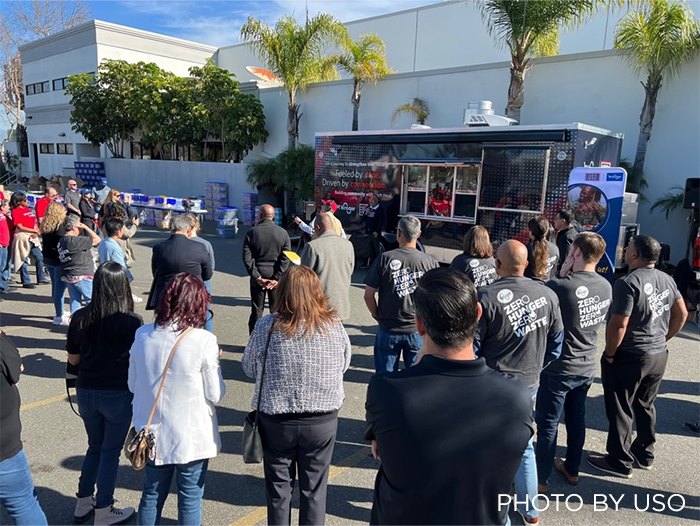 USO and Kroger Celebrate new USO Mobile in California