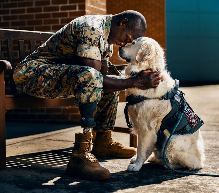 Service members at the USO Warrior Center